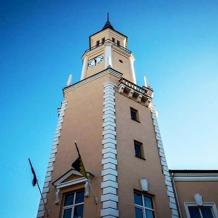 Cozy Apartment In A Historical Town Sillamäe Екстериор снимка